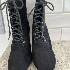 Elegant Black Lace-Up Women's Boots
